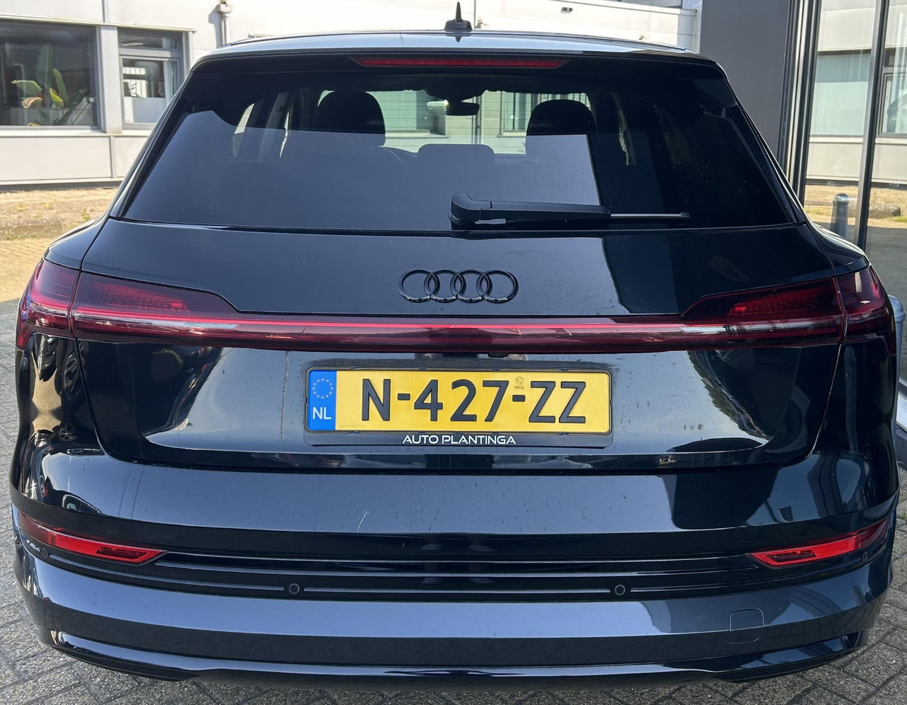 Audi e-tron