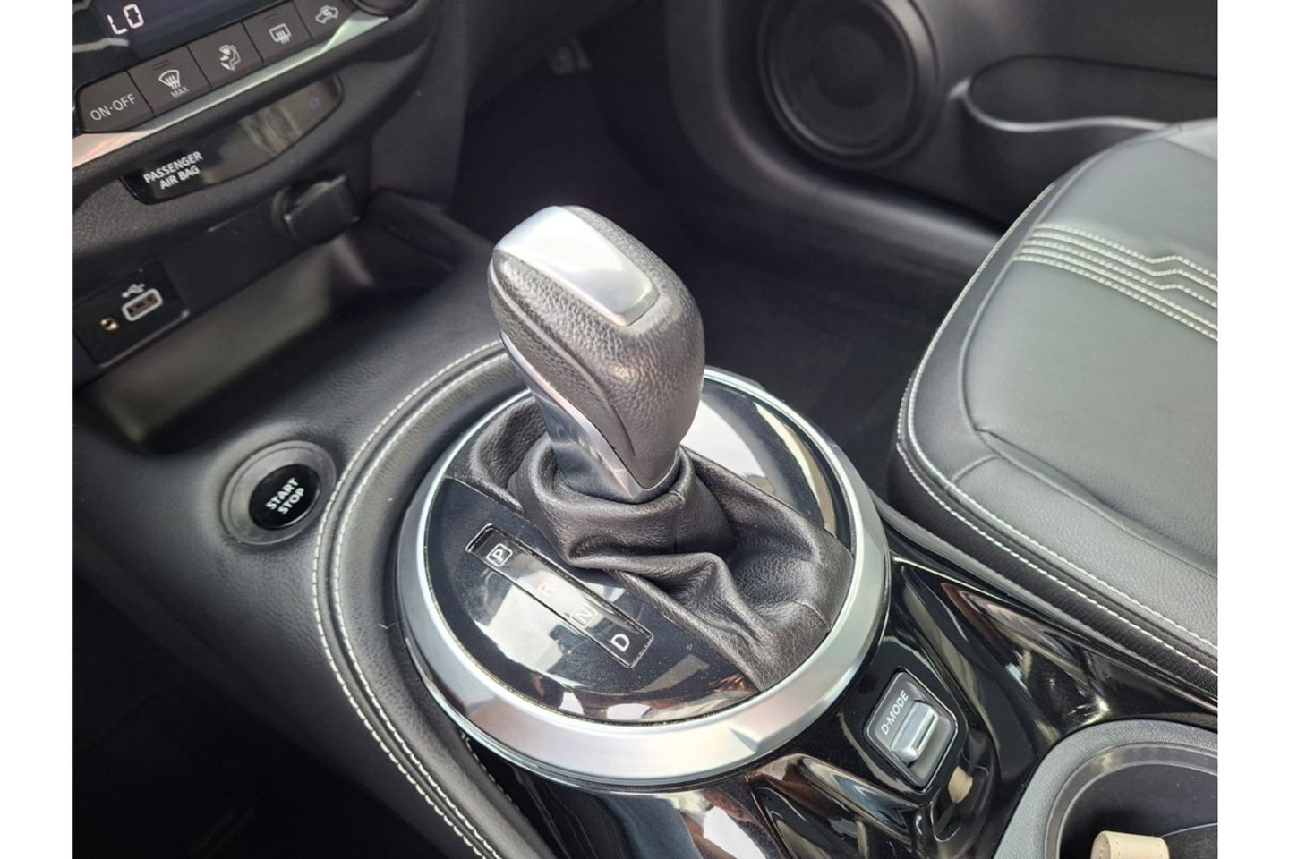 Nissan Juke 1.6 HYBRIDE PREMIERE EDITION AUTOMAAT LEDER NAVI