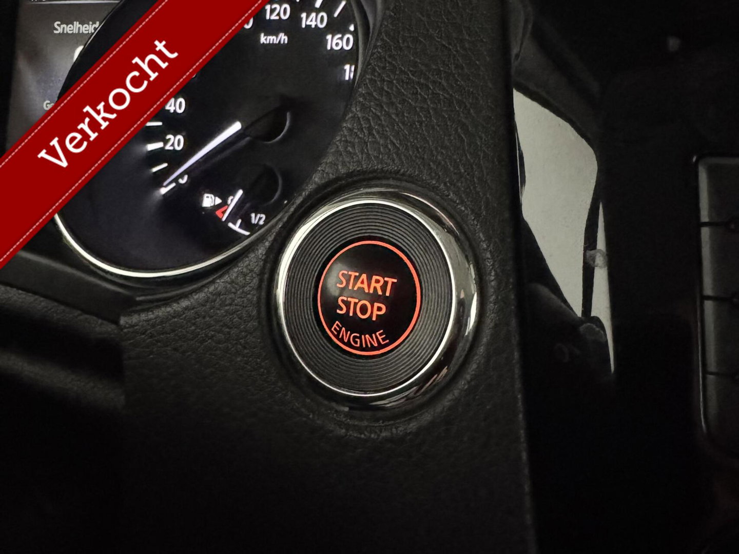 Nissan QASHQAI 1.6 Pano Camera Leer Trekh. Stoelv. NAP