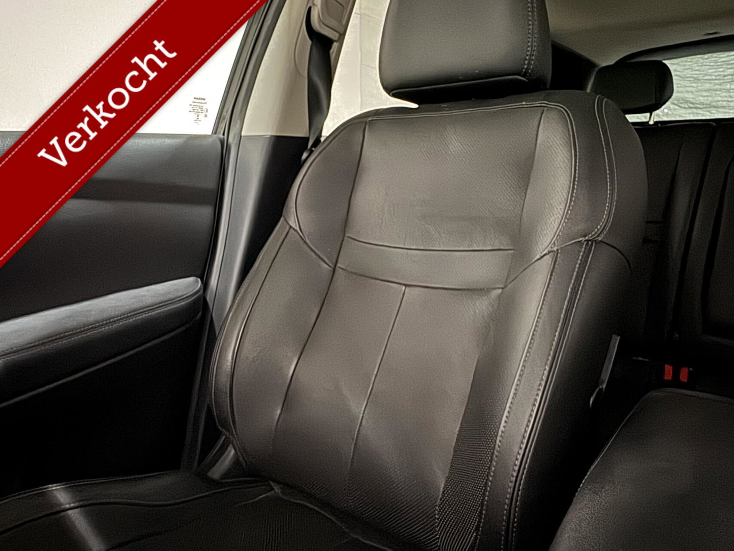 Nissan QASHQAI 1.6 Pano Camera Leer Trekh. Stoelv. NAP