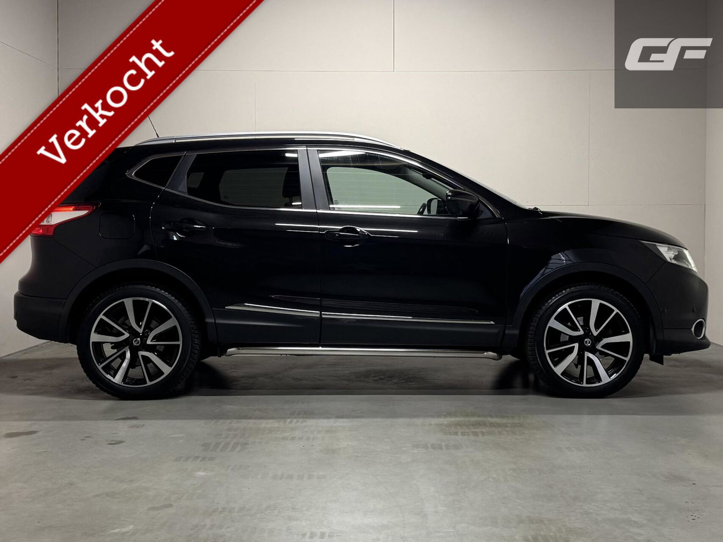 Nissan QASHQAI 1.6 Pano Camera Leer Trekh. Stoelv. NAP