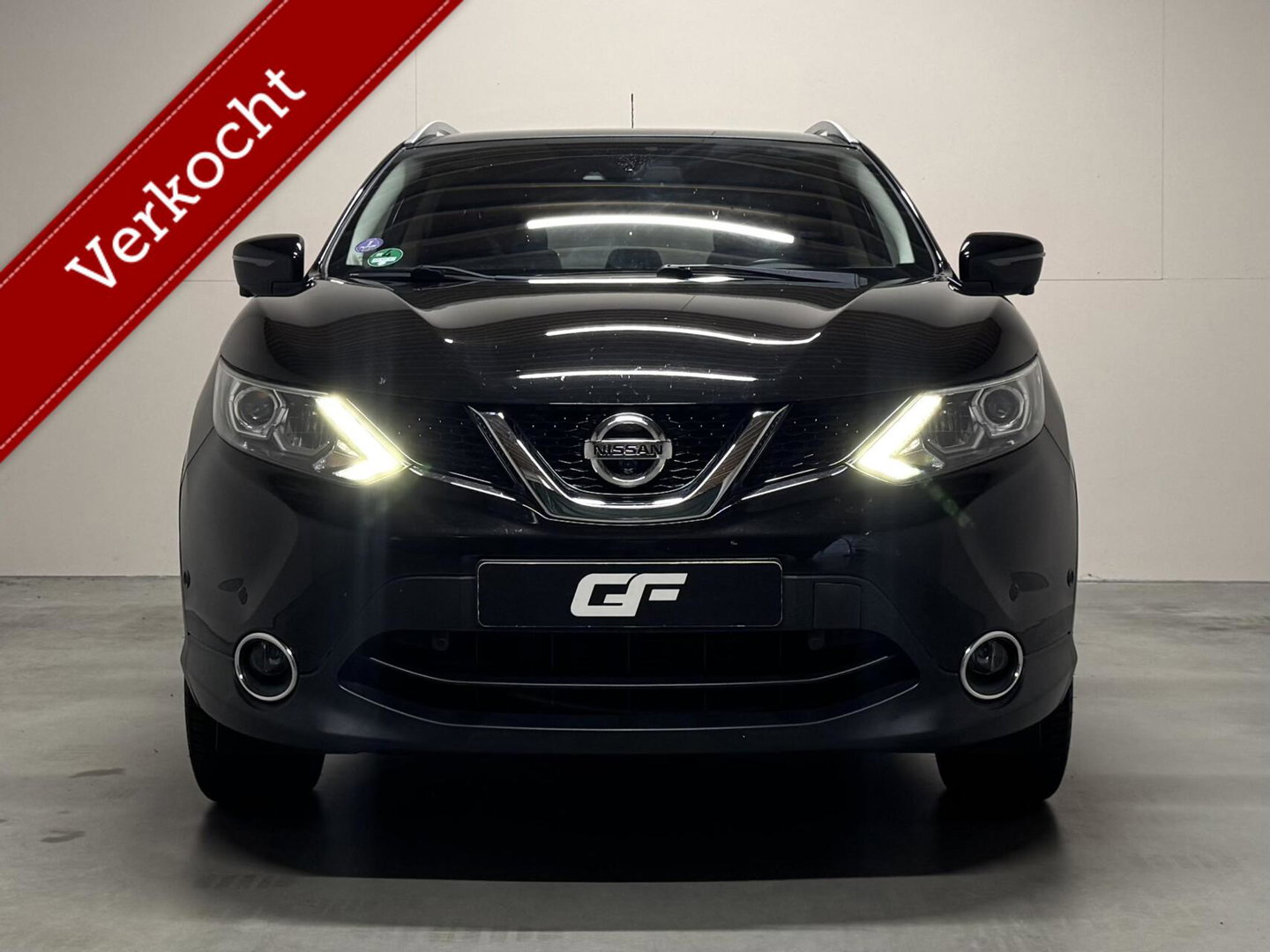 Nissan QASHQAI 1.6 Pano Camera Leer Trekh. Stoelv. NAP