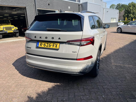 Škoda Kodiaq 2.0 TSI 4x4 Sportline | TREKHAAK | 360 CAMERA | STANDKACHEL | 20"