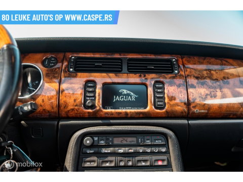 Jaguar XKR 4.2 V8 Convertible