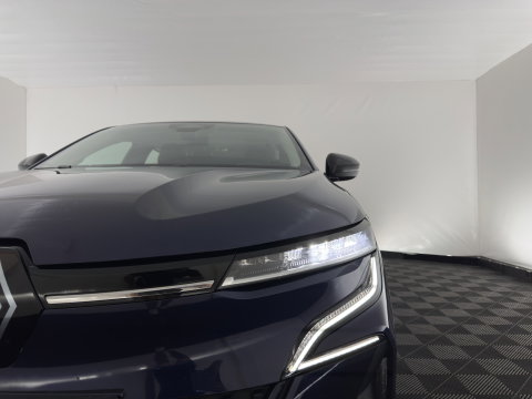 Renault Mégane E-Tech EV60 Optimum Charge Evolution [3-Fase-22kW] {SoH-91%} (INCL-BTW) Aut. *HEATPUMP | FULL-LED | CAMERA | LANE-ASSIST | KEYLESS | NAVI-FULLMAP | CARPLAY | COMFORTSEATS | DIGI-COCKPIT | ECC | PDC | 18"ALU*