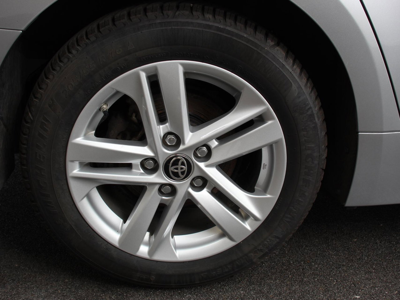 Toyota Corolla Touring Sports