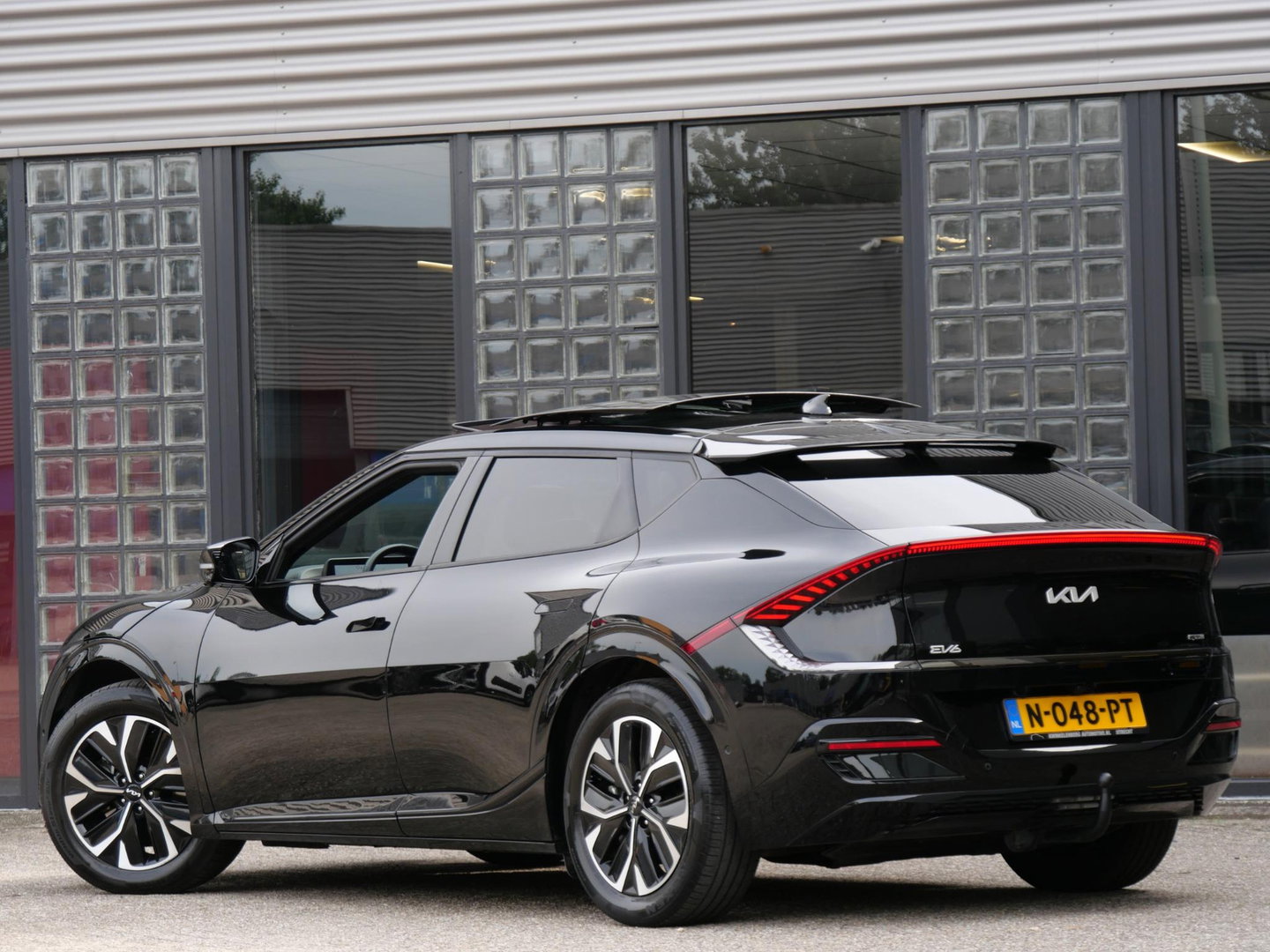 Kia Ev6 77kWH GT-LINE/ SCHUIFDAK/ TREKHAAK/ 360° CAMERA/ HEAD-UP/ SOH 100%