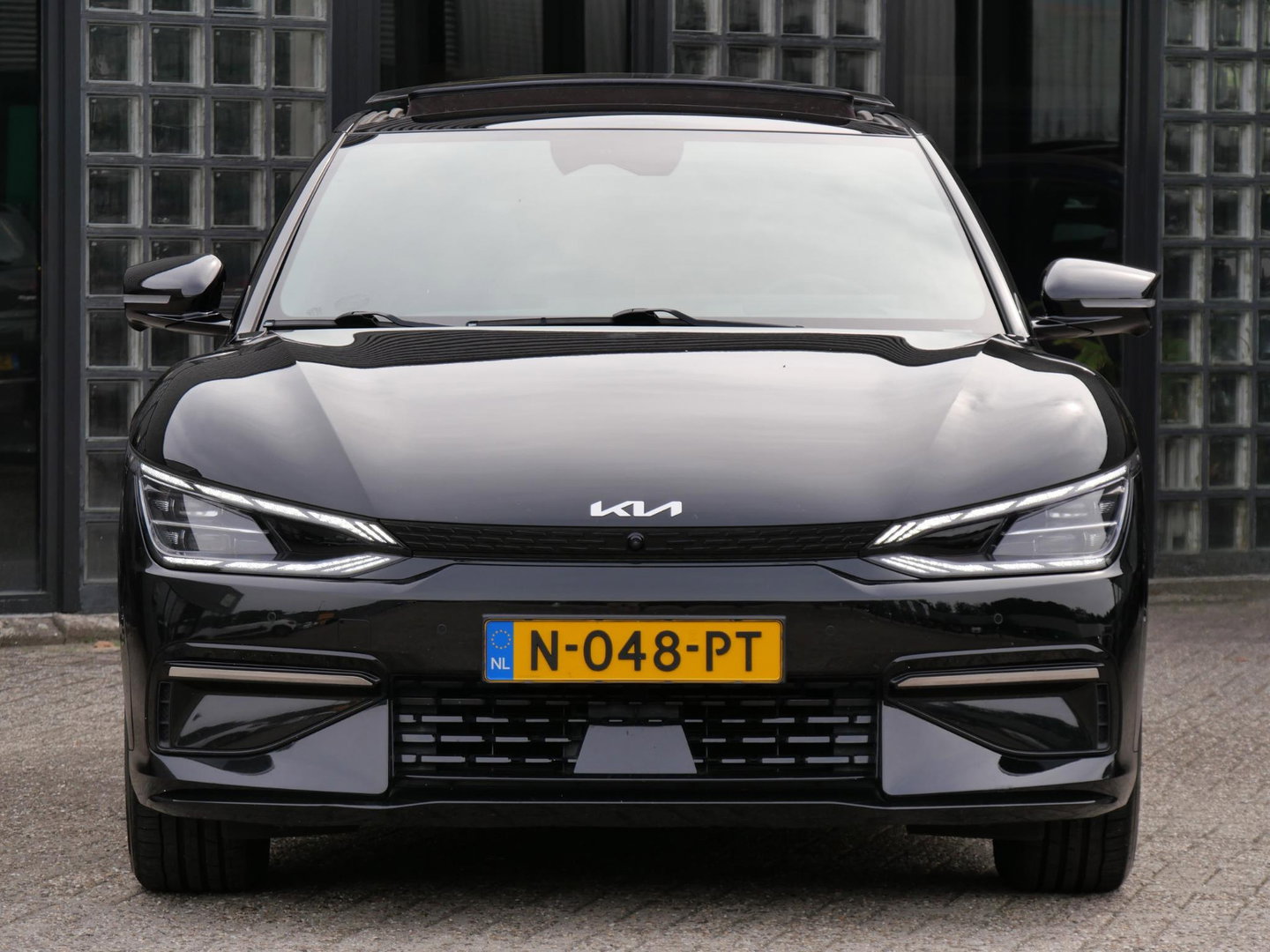 Kia Ev6 77kWH GT-LINE/ SCHUIFDAK/ TREKHAAK/ 360° CAMERA/ HEAD-UP/ SOH 100%