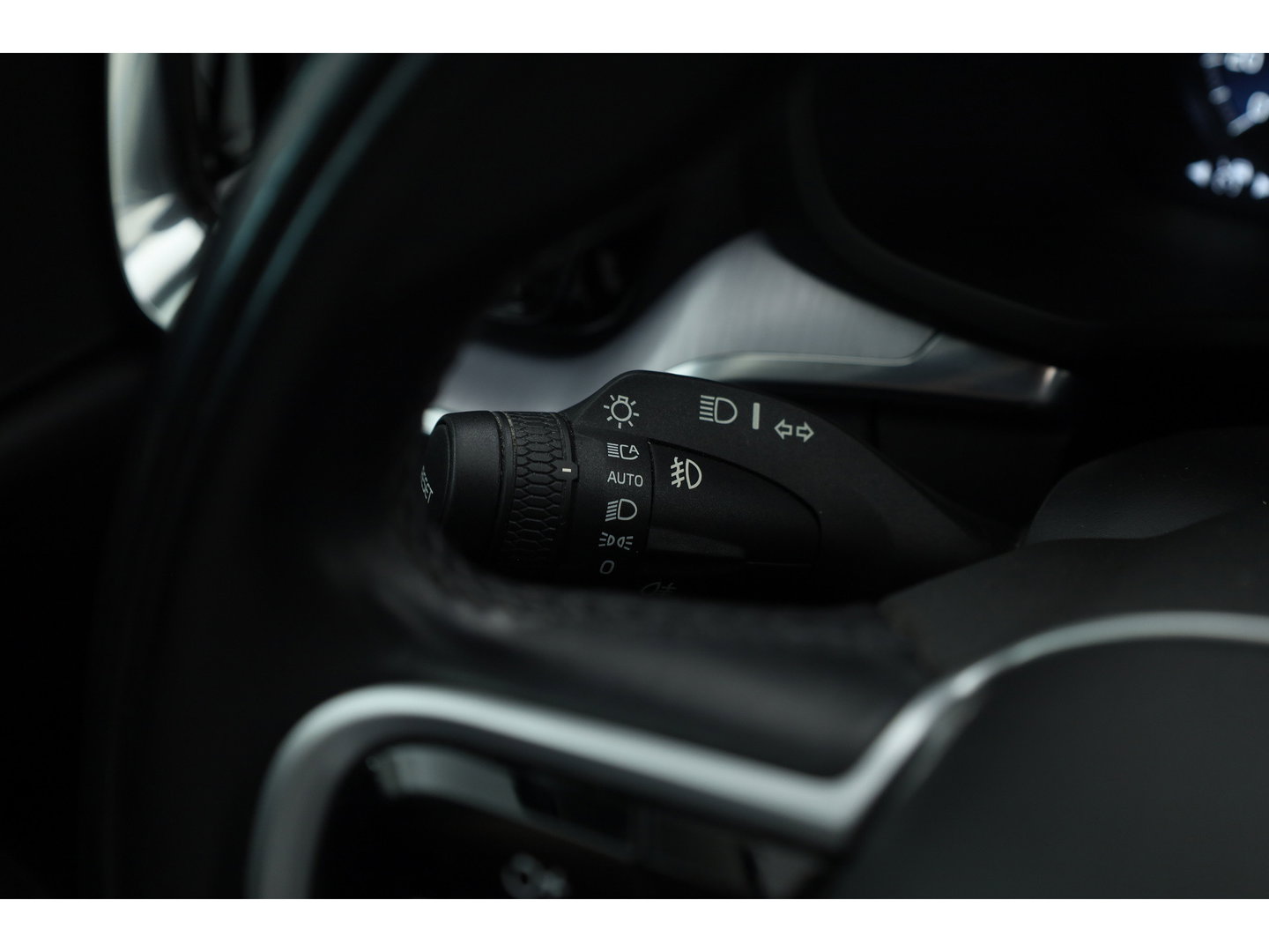 Volvo V60 2.0 B3 Business Pro | Pano-dak | Trekhaak | 360 camera | Prijs rijklaar | Adap. Cruise | Dodehoek (Blis) |
