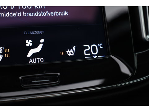 Volvo XC40 1.5 T3 Inscription | Pano-dak | Leer | Harman/ Kardon Audio | Camera | Adap. Cruise control |