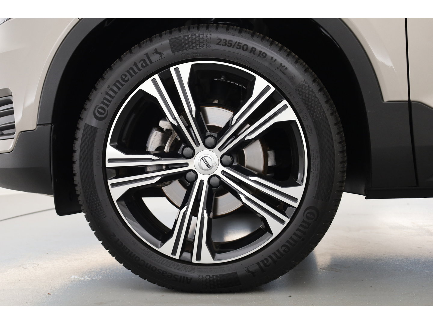 Volvo XC40 1.5 T3 Inscription | Pano-dak | Leer | Harman/ Kardon Audio | Camera | Adap. Cruise control |