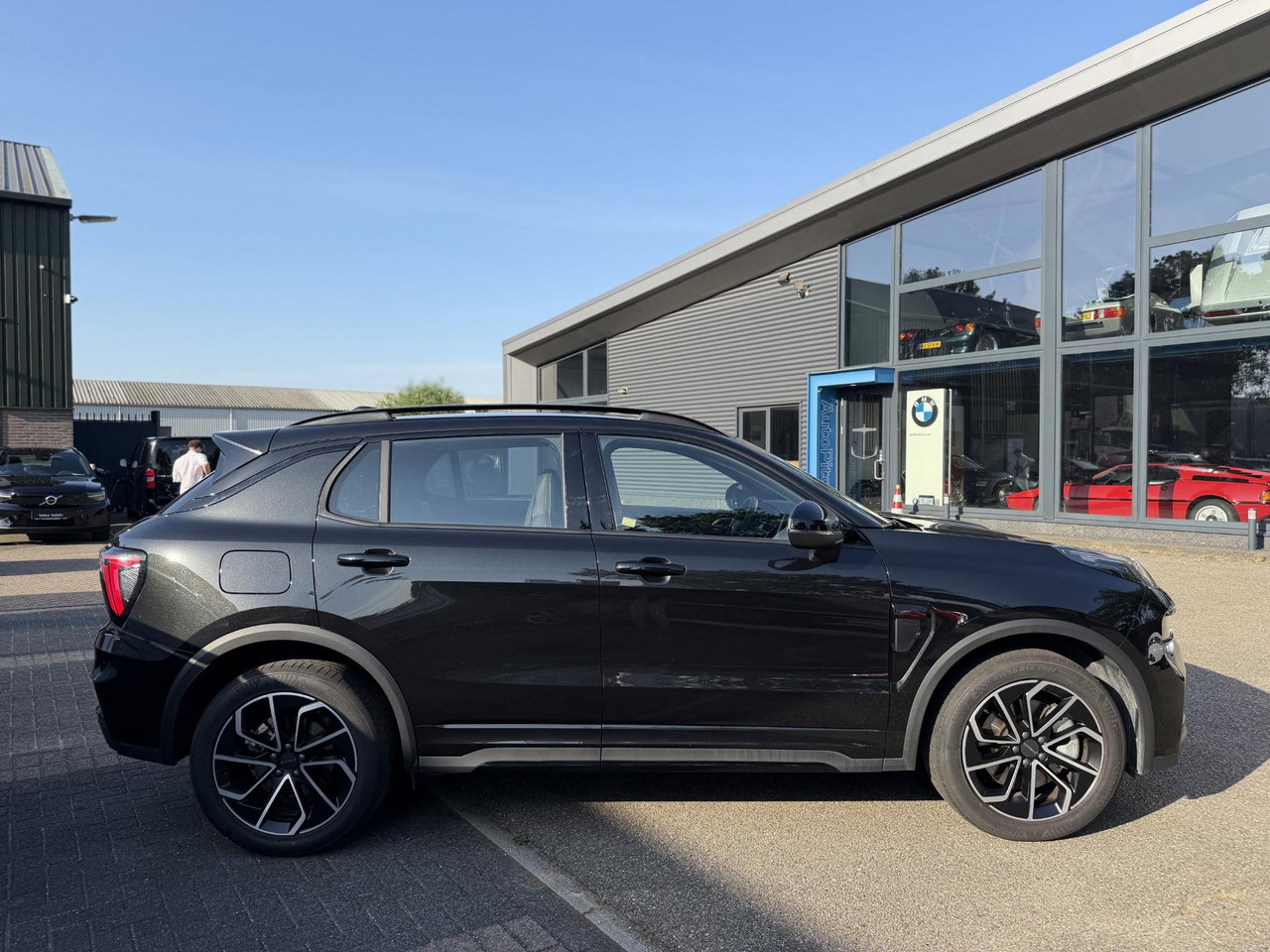 Lynk & Co 01
