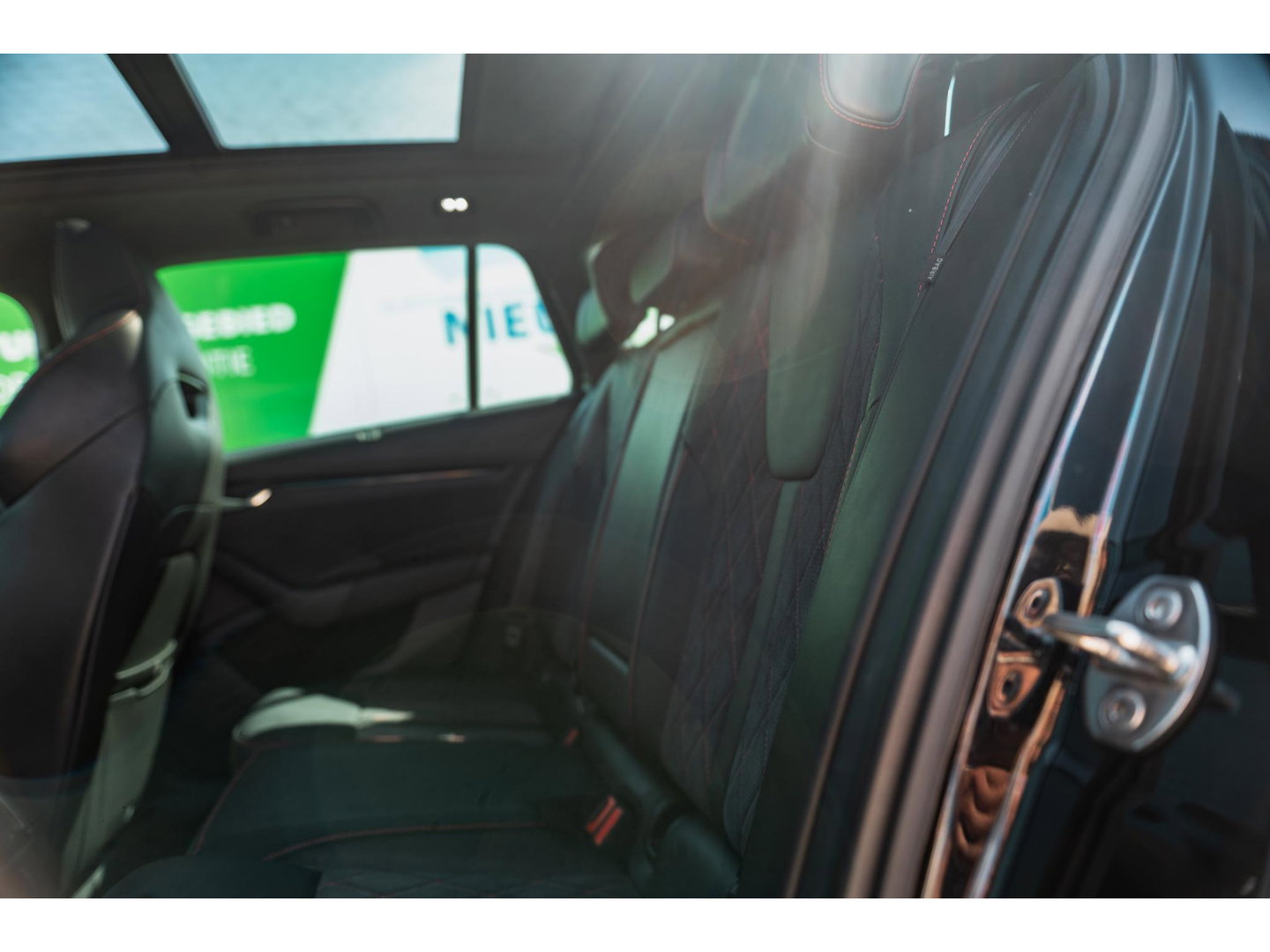 Škoda Octavia Combi 1.4 TSI RS iV | PANO | ALCANTARA SPORT COMFORT STOELEN