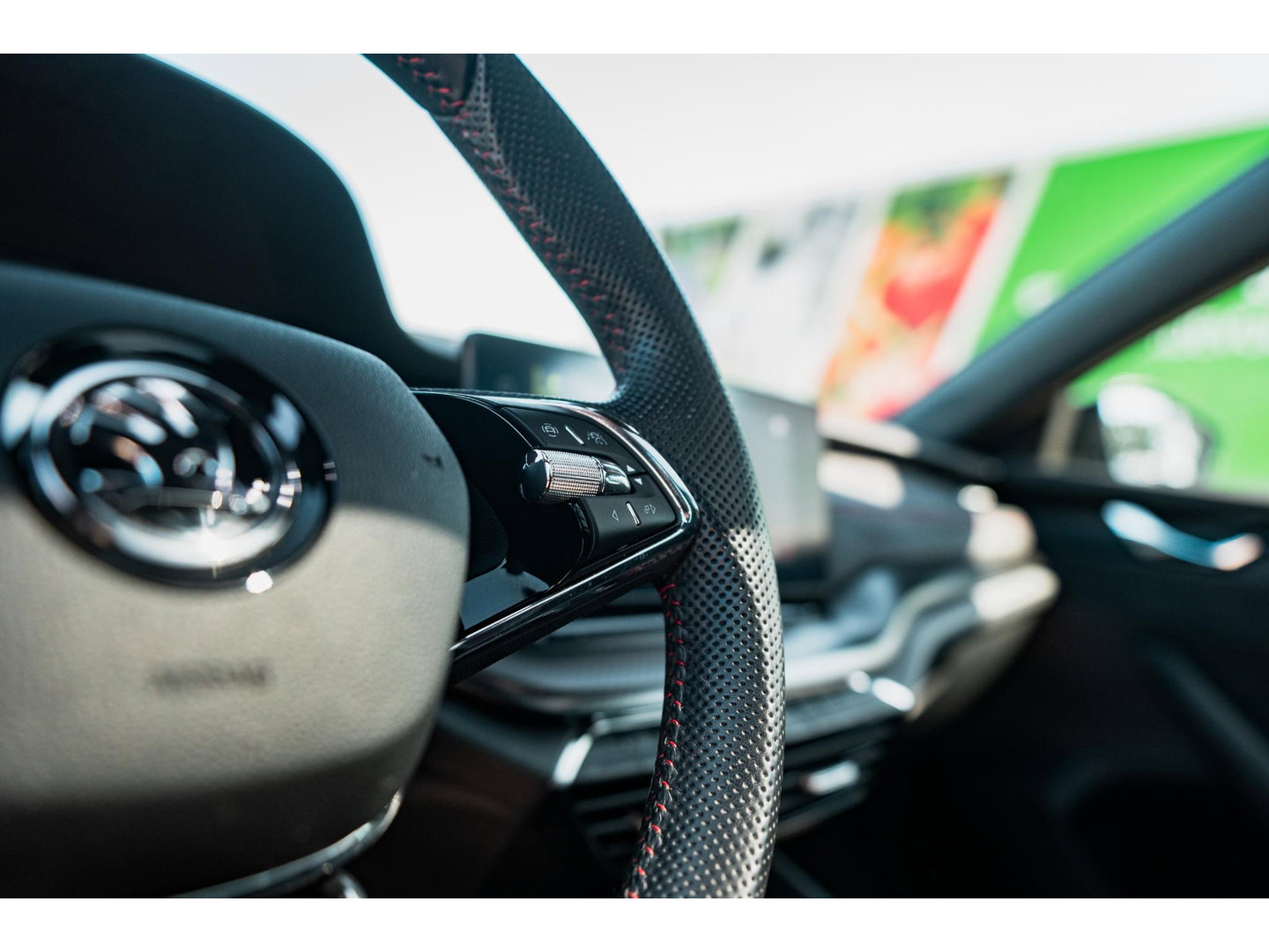 Škoda Octavia Combi 1.4 TSI RS iV | PANO | ALCANTARA SPORT COMFORT STOELEN
