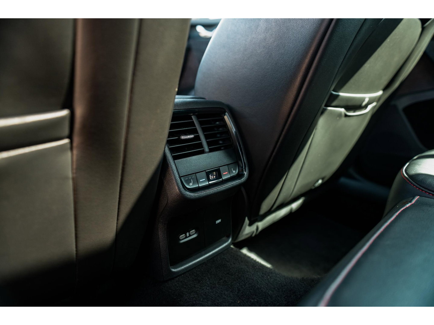 Škoda Octavia Combi 1.4 TSI RS iV | PANO | ALCANTARA SPORT COMFORT STOELEN