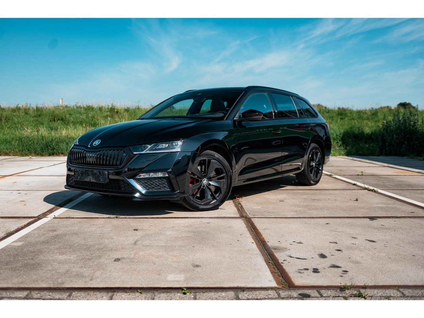 Škoda Octavia Combi 1.4 TSI RS iV | PANO | ALCANTARA SPORT COMFORT STOELEN