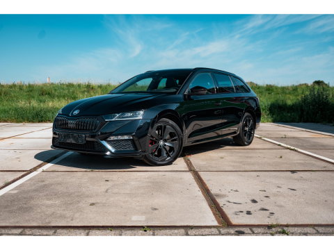 Škoda Octavia Combi 1.4 TSI RS iV | PANO | ALCANTARA SPORT COMFORT STOELEN