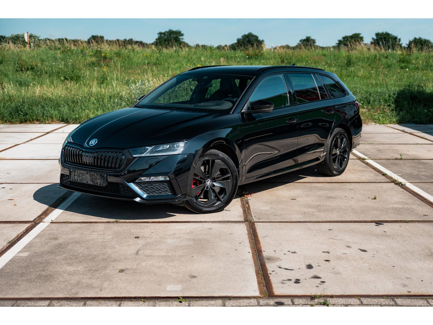 Škoda Octavia Combi 1.4 TSI RS iV | PANO | ALCANTARA SPORT COMFORT STOELEN