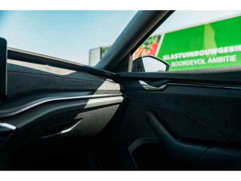 Škoda Octavia Combi 1.4 TSI RS iV | PANO | ALCANTARA SPORT COMFORT STOELEN
