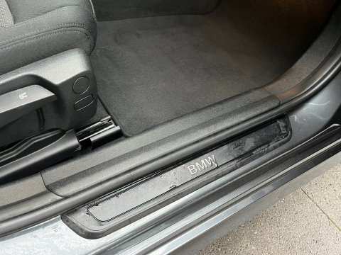 BMW 3 Serie Touring 318i Business|Carplay|Pdc|Cruise Control|Virtual Cockpit|NL-Auto|156PK