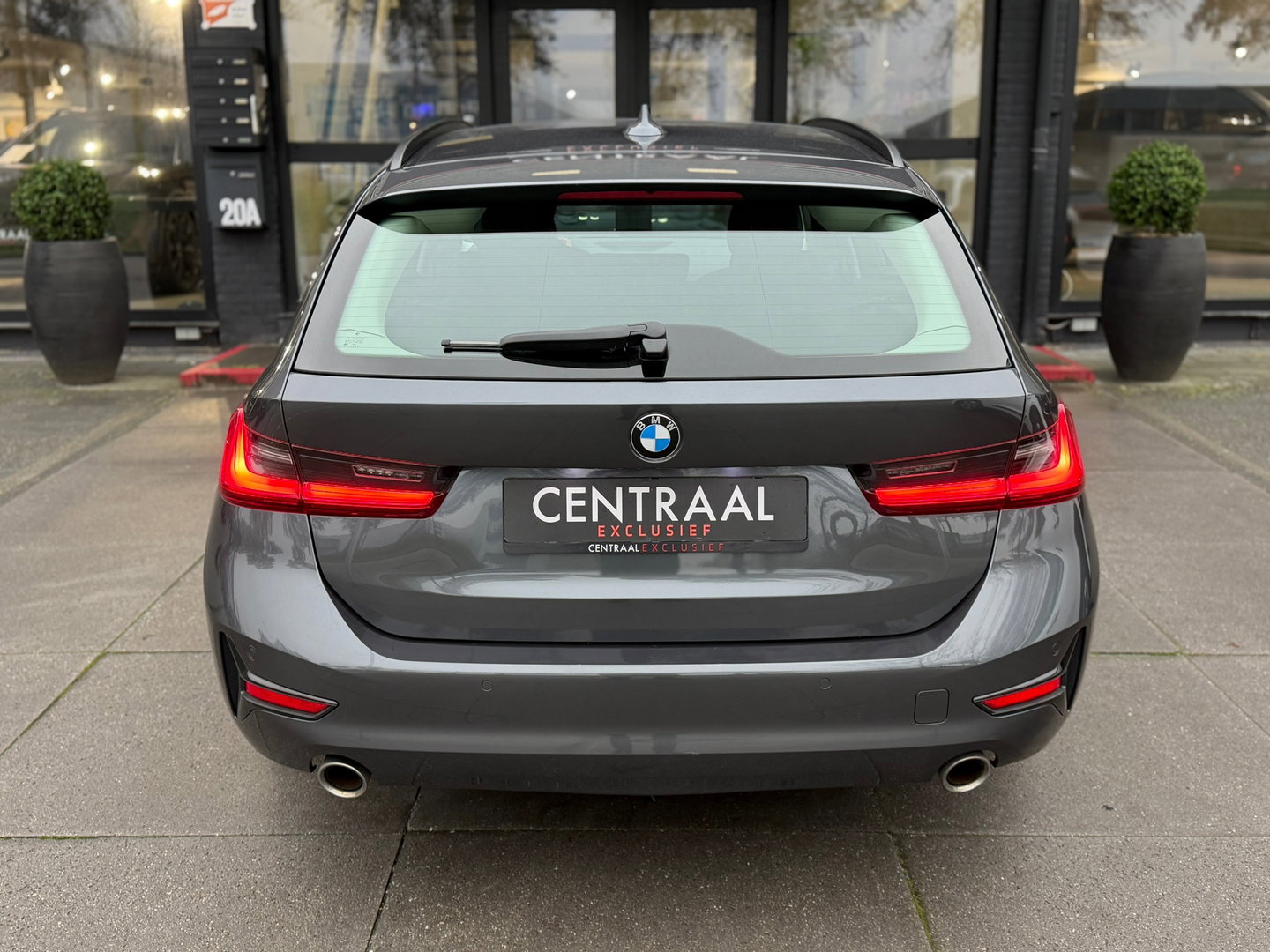 BMW 3 Serie Touring 318i Business|Carplay|Pdc|Cruise Control|Virtual Cockpit|NL-Auto|156PK