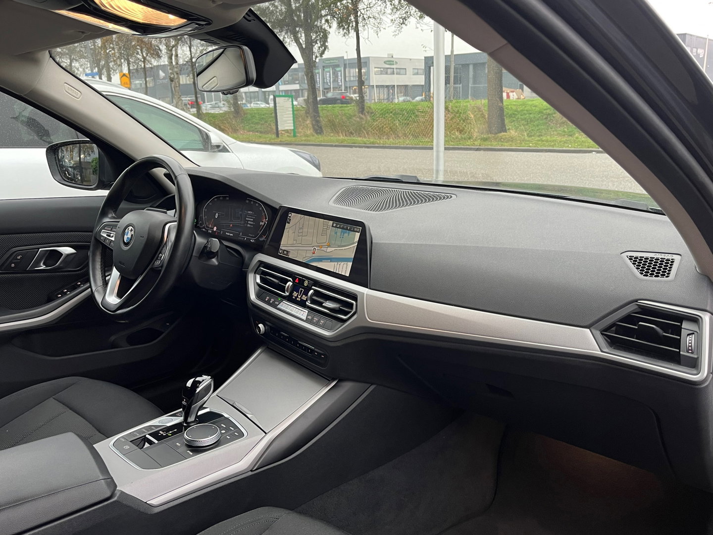 BMW 3 Serie Touring 318i Business|Carplay|Pdc|Cruise Control|Virtual Cockpit|NL-Auto|156PK