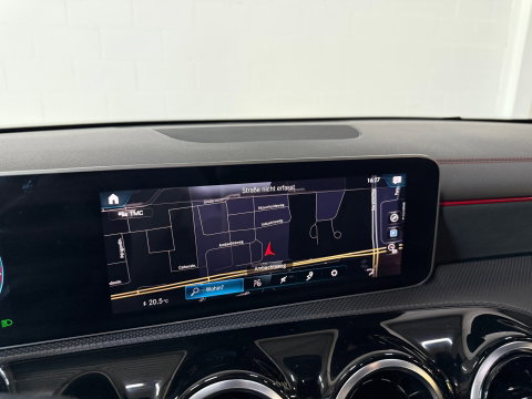 Mercedes-Benz CLA-Klasse 200 AMG *Pano*Trekhaak-elek*Cam