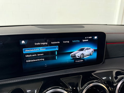 Mercedes-Benz CLA-Klasse 200 AMG *Pano*Trekhaak-elek*Cam