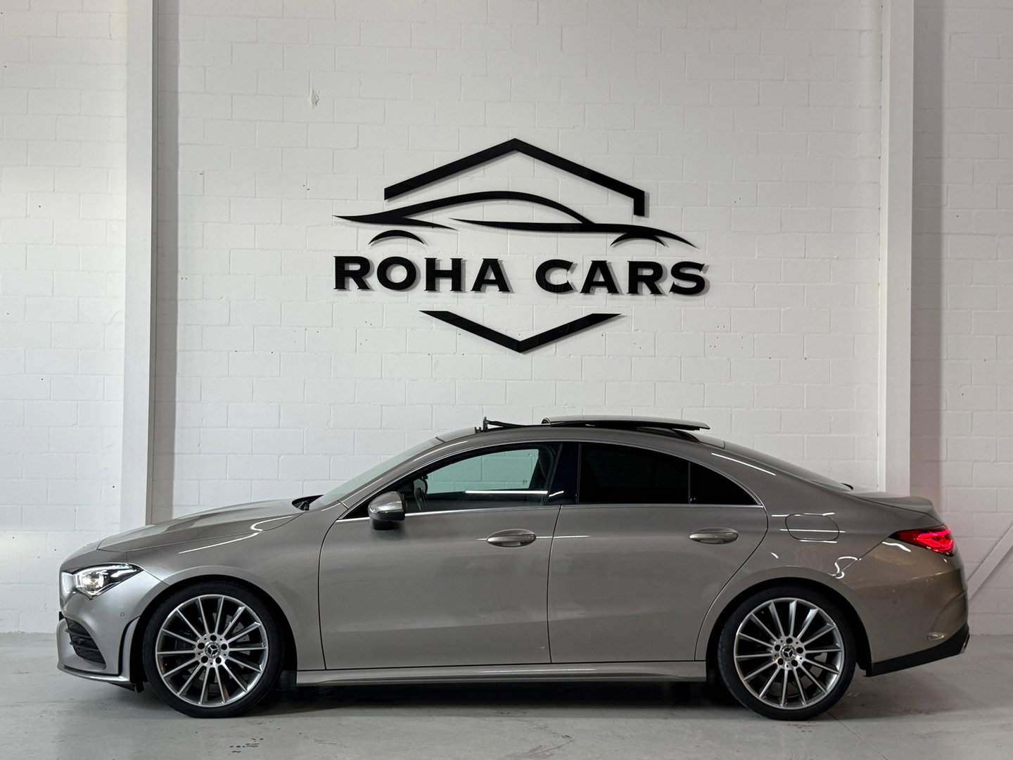 Mercedes-Benz CLA-Klasse 200 AMG *Pano*Trekhaak-elek*Cam