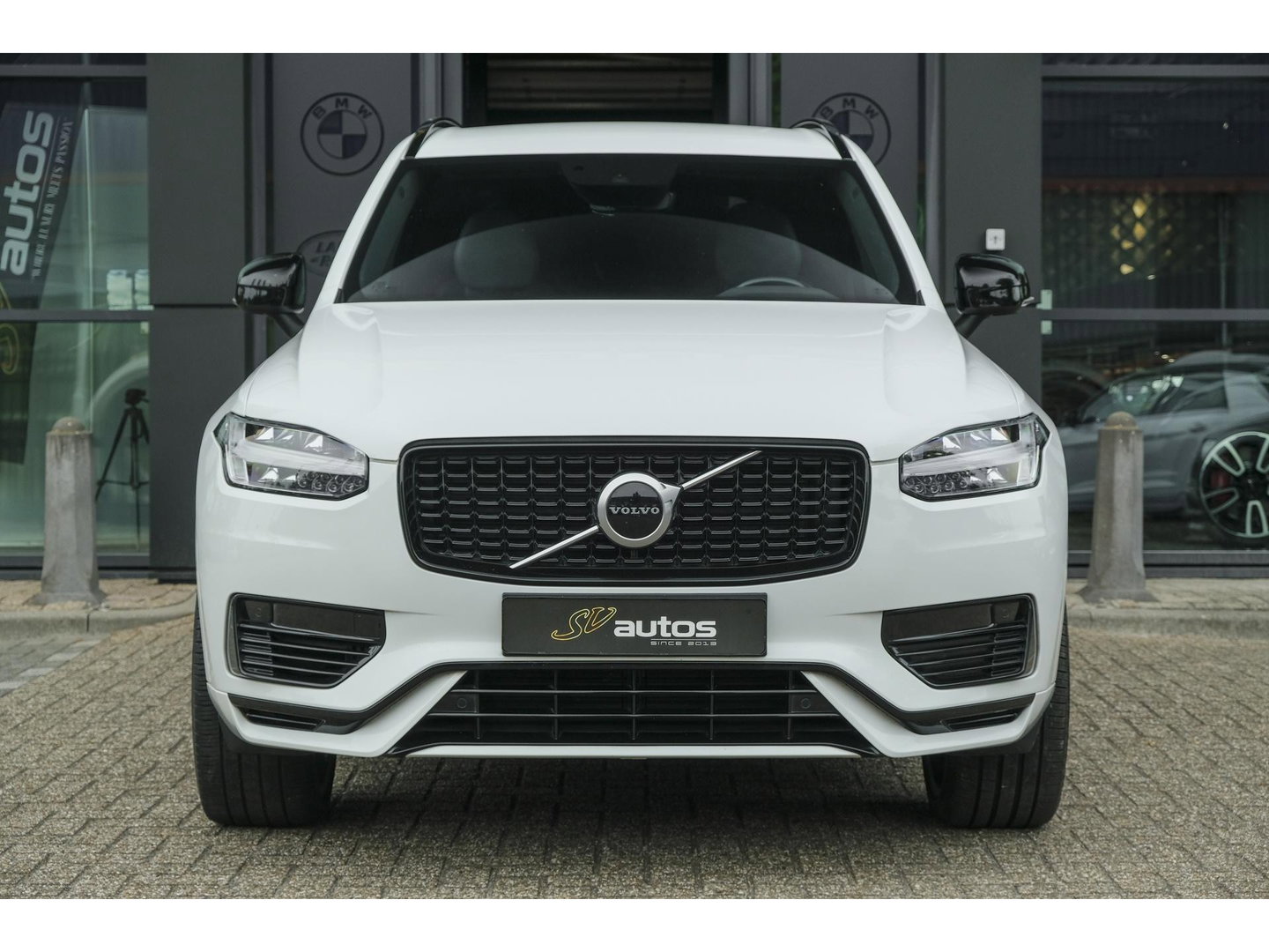 Volvo XC90 2.0 T8 390pk R-design Recharge 7-persoons Leder Navigatie Carplay Full led 22" LMV