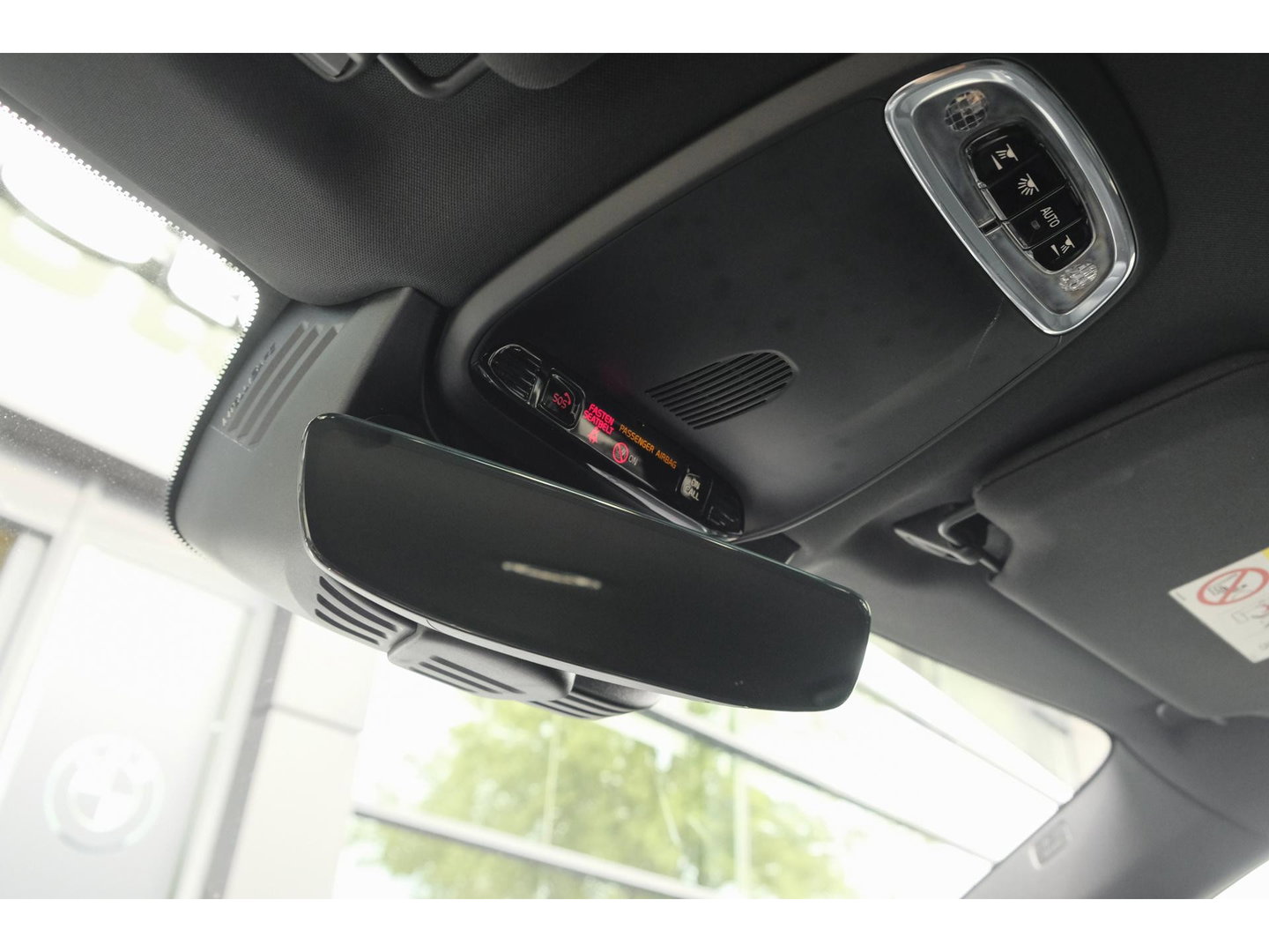 Volvo XC90 2.0 T8 390pk R-design Recharge 7-persoons Leder Navigatie Carplay Full led 22" LMV