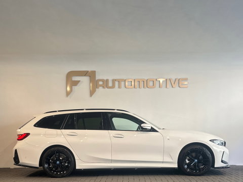 BMW 3 Serie Touring 330e M Sport HuD|Keyless|Sfeer|Camera