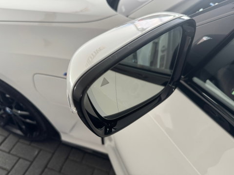 BMW 3 Serie Touring 330e M Sport HuD|Keyless|Sfeer|Camera