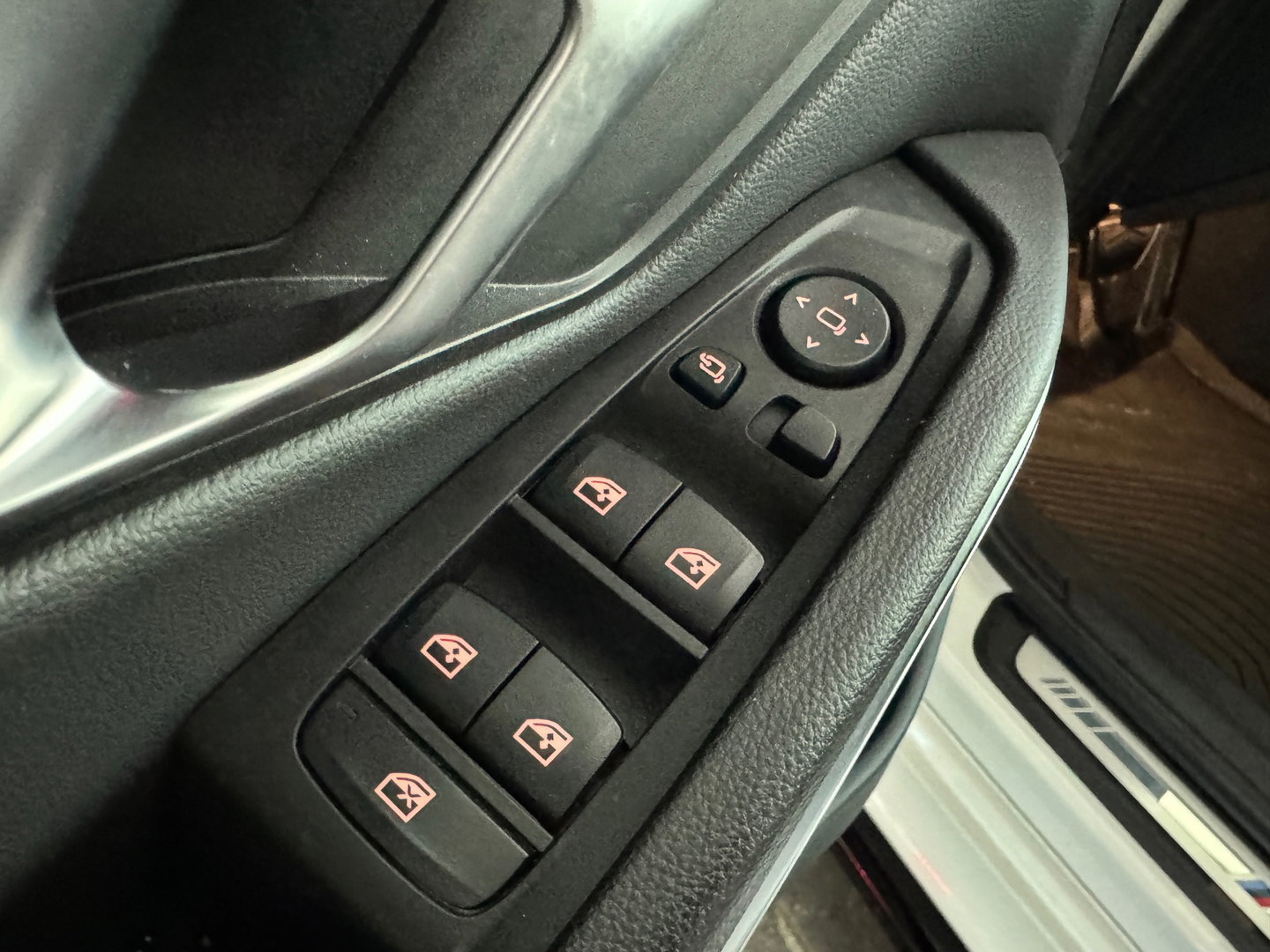 BMW 3 Serie Touring 330e M Sport HuD|Keyless|Sfeer|Camera