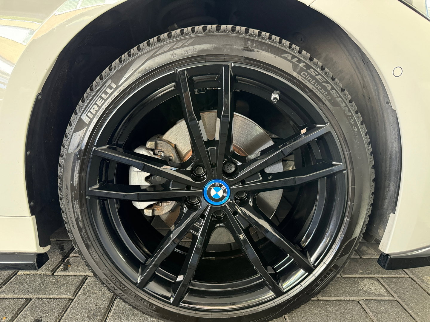 BMW 3 Serie Touring 330e M Sport HuD|Keyless|Sfeer|Camera