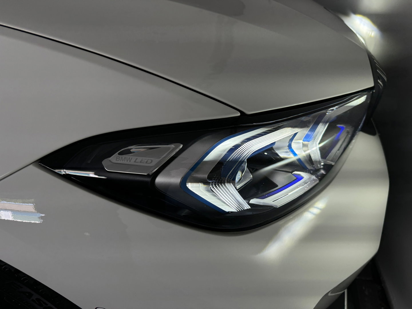 BMW 3 Serie Touring 330e M Sport HuD|Keyless|Sfeer|Camera