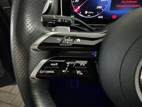 Mercedes-Benz C-Klasse Estate 300 e AMG Pano|HuD|BTW|Trekhaak
