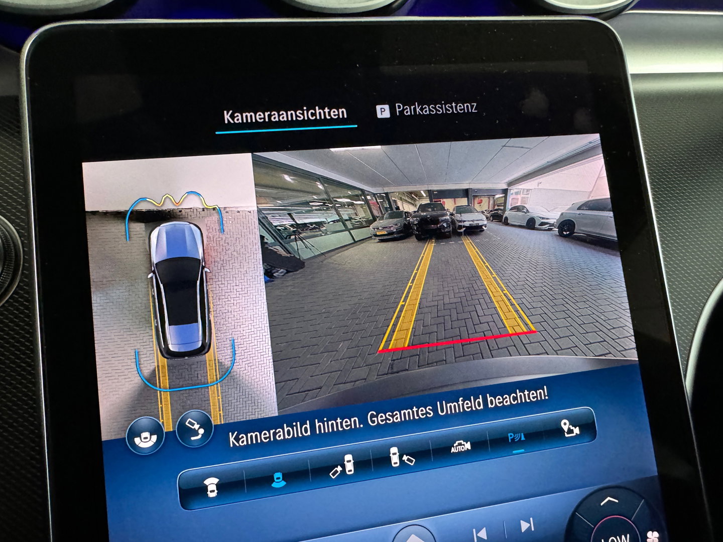 Mercedes-Benz C-Klasse Estate 300 e AMG Pano|HuD|BTW|Trekhaak