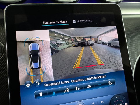 Mercedes-Benz C-Klasse Estate 300 e AMG Pano|HuD|BTW|Trekhaak