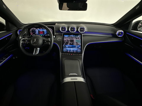 Mercedes-Benz C-Klasse Estate 300 e AMG Pano|HuD|BTW|Trekhaak