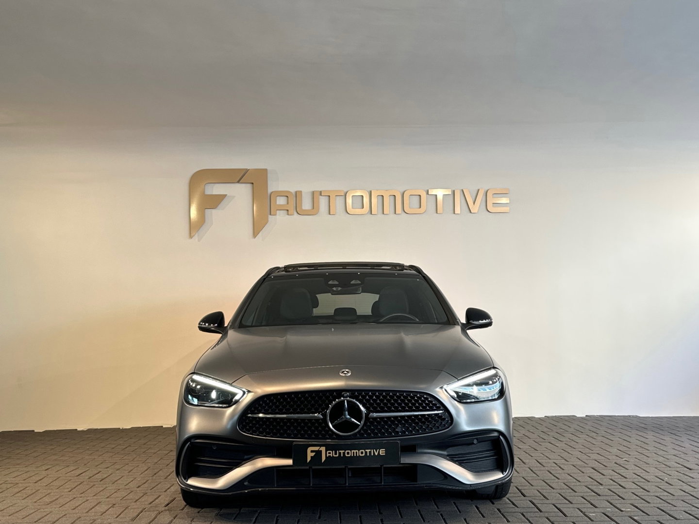 Mercedes-Benz C-Klasse Estate 300 e AMG Pano|HuD|BTW|Trekhaak
