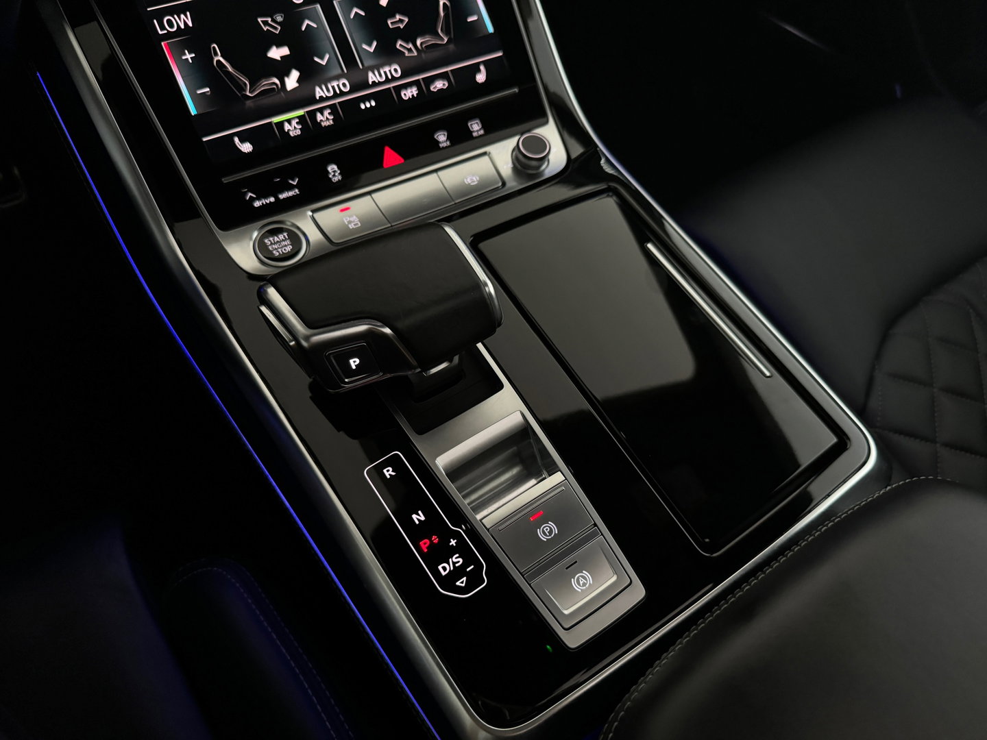 Audi Q8 55 TFSI e quattro S Line Pano|B&O|RS Seat|Trekhaak