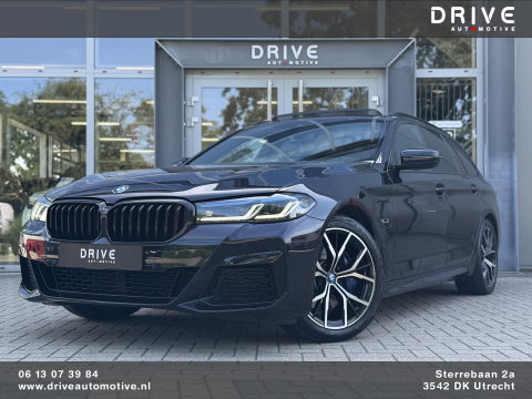 BMW 5 Serie Touring 530e xDrive High Ex. M-Sport |Pano|M-Seats|HUD|Laser|Trekhaak|19"