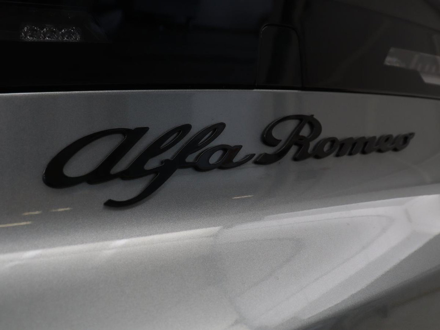 Alfa Romeo Junior Elettrica 54 kWh