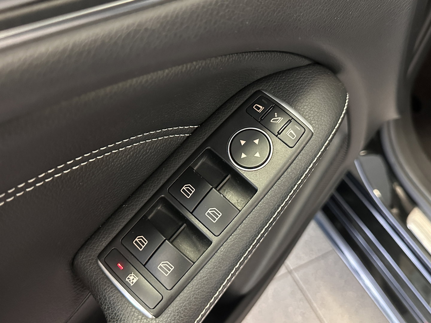 Mercedes-Benz B-Klasse 180 Prestige | Panoramadak | Cruise Control | Parkeersensoren | Stoelverwarming | LED | Isofix |