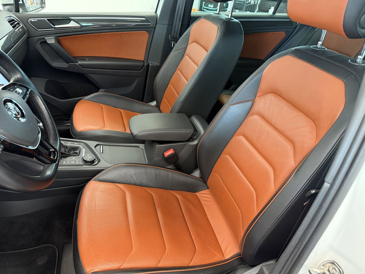 Volkswagen Tiguan 2.0 TSI 4Motion Highline 360 Camera Virtual Cockpit Memory Pano Leder