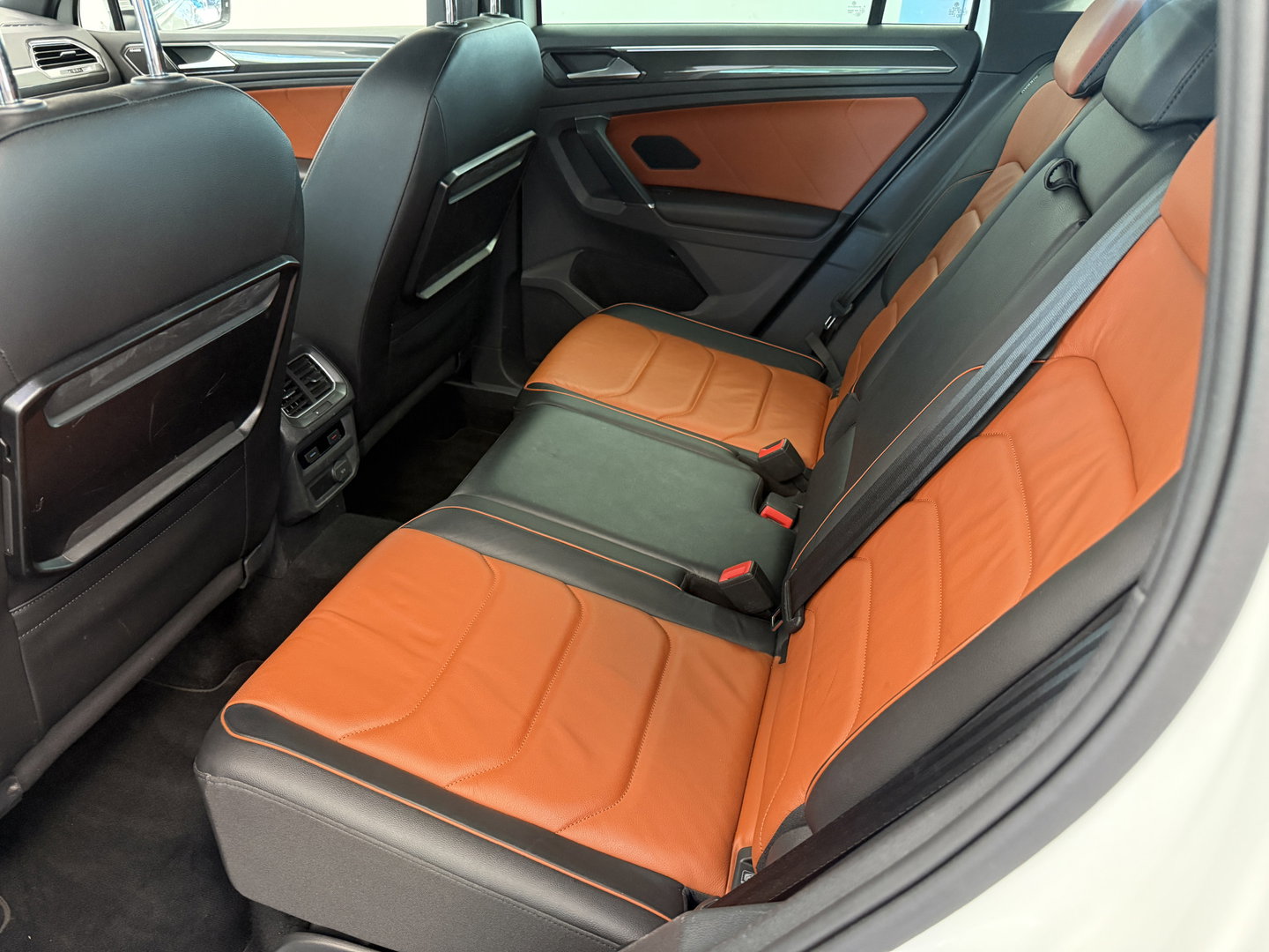 Volkswagen Tiguan 2.0 TSI 4Motion Highline 360 Camera Virtual Cockpit Memory Pano Leder