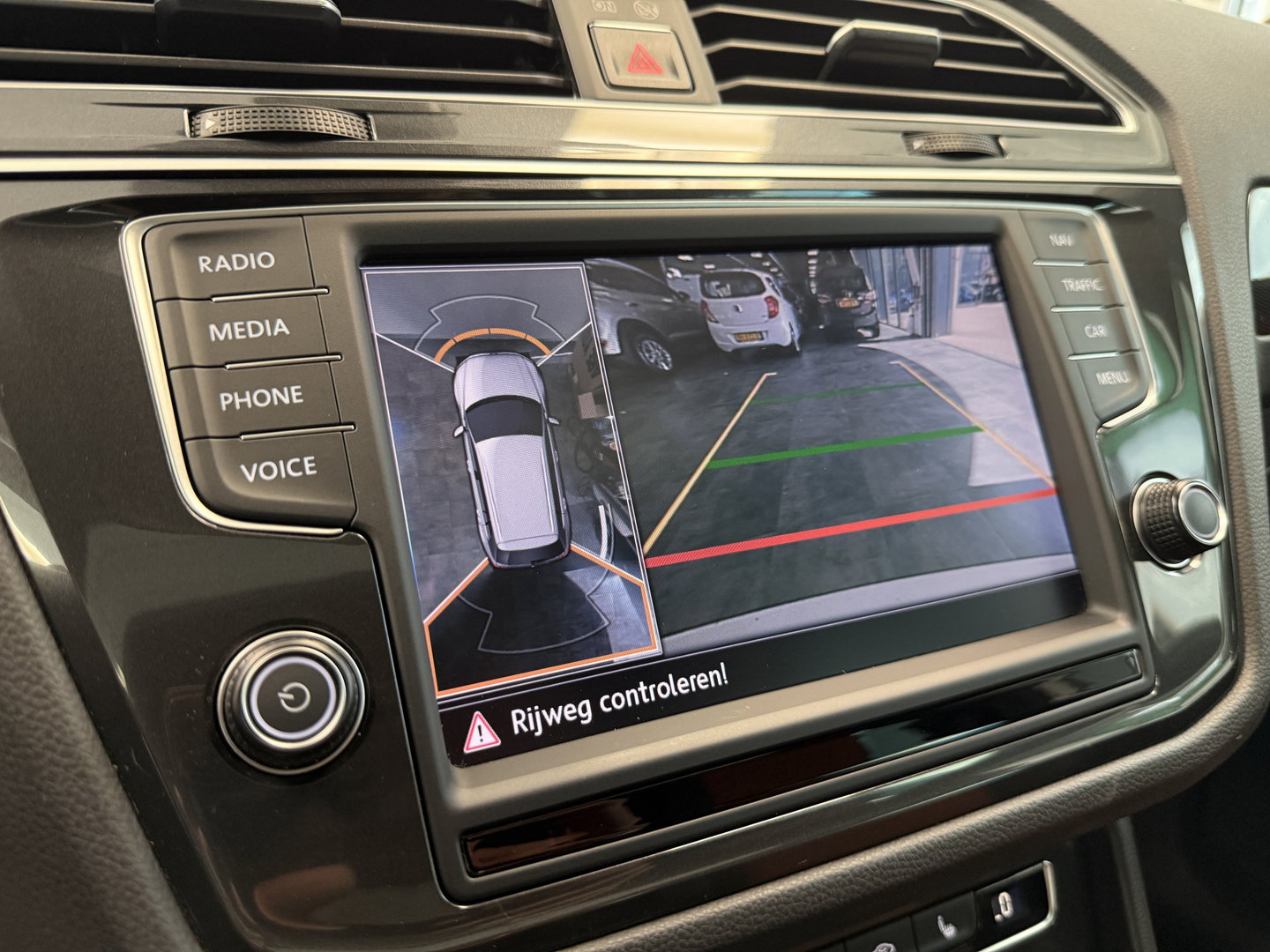 Volkswagen Tiguan 2.0 TSI 4Motion Highline 360 Camera Virtual Cockpit Memory Pano Leder