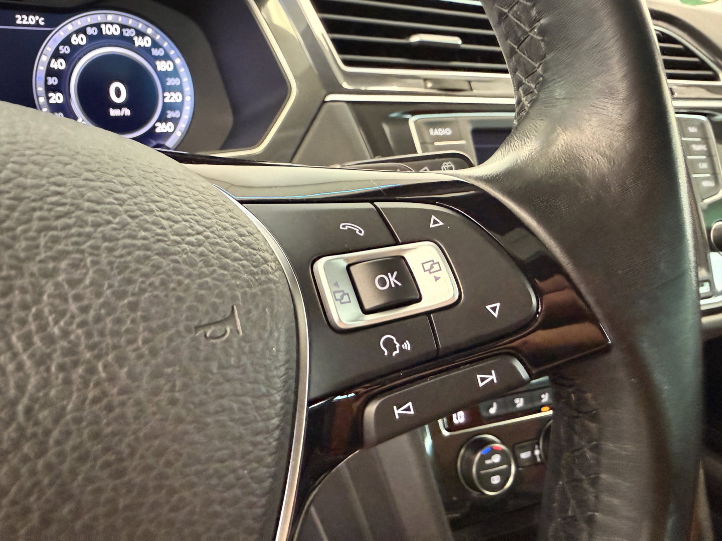 Volkswagen Tiguan 2.0 TSI 4Motion Highline 360 Camera Virtual Cockpit Memory Pano Leder