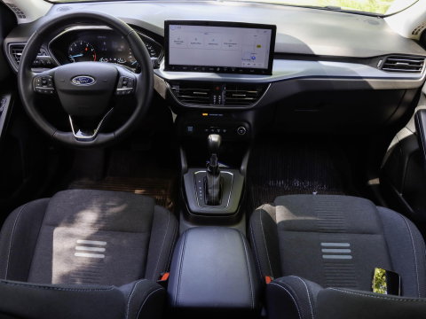 Ford Focus Active 1.0 EcoBoost Hybrid Titanium Style Automaat